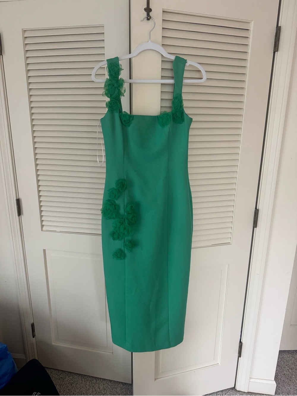 Elliatt Valeria Midi Dress in Green- Size Small